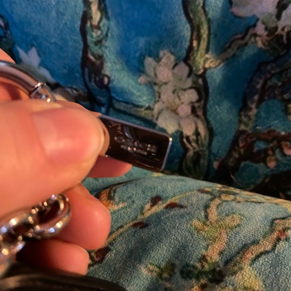 Coach lips keychain - Picture 4 of 5